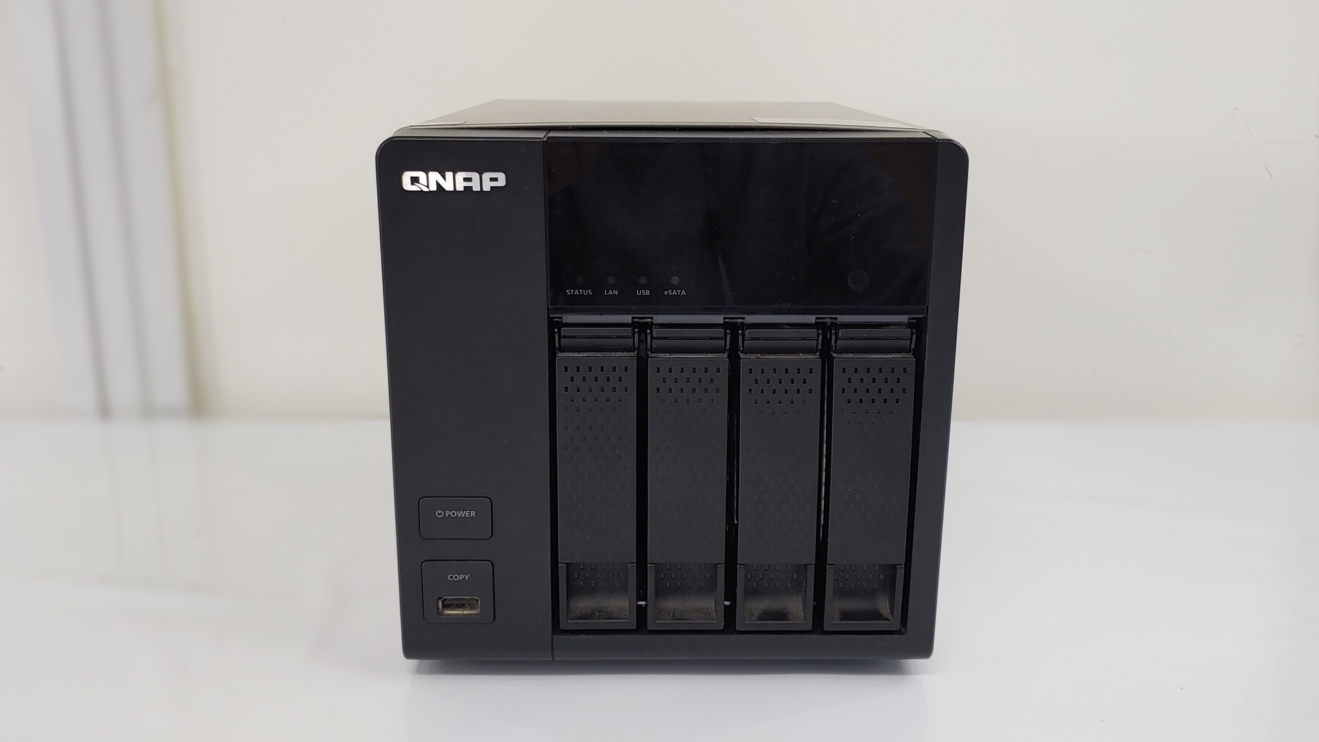 QNAP TS-469L 복구 사례