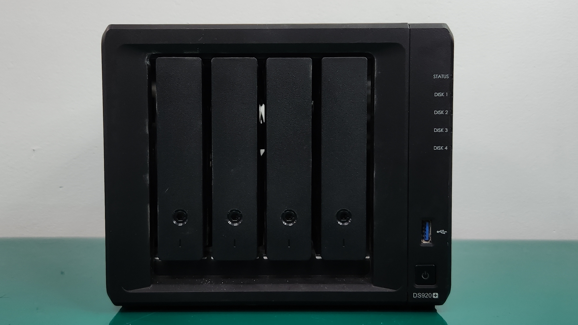 Synology DS920+ 디스크 탈착 후 공유 폴더 접근 불가 복구