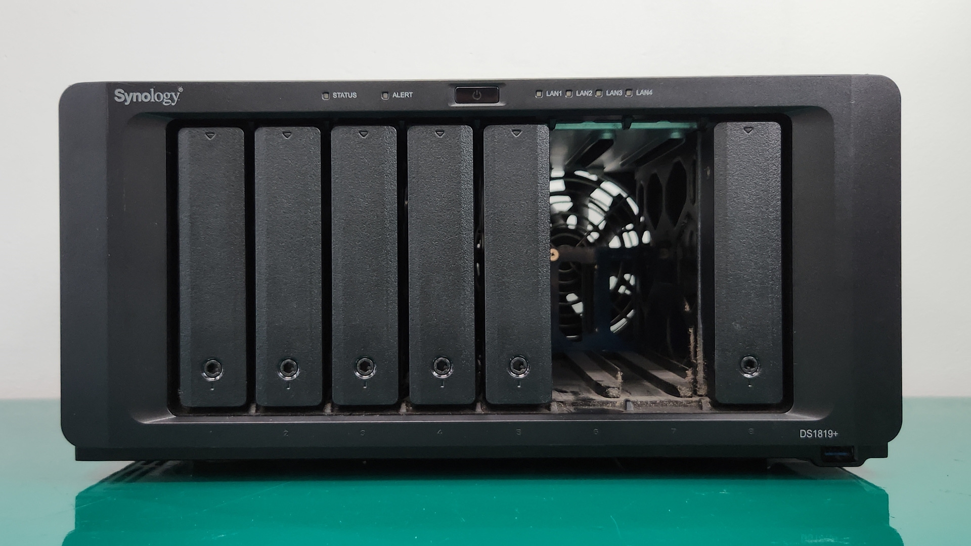 Synology DS1819+ NAS 랜섬웨어 복구