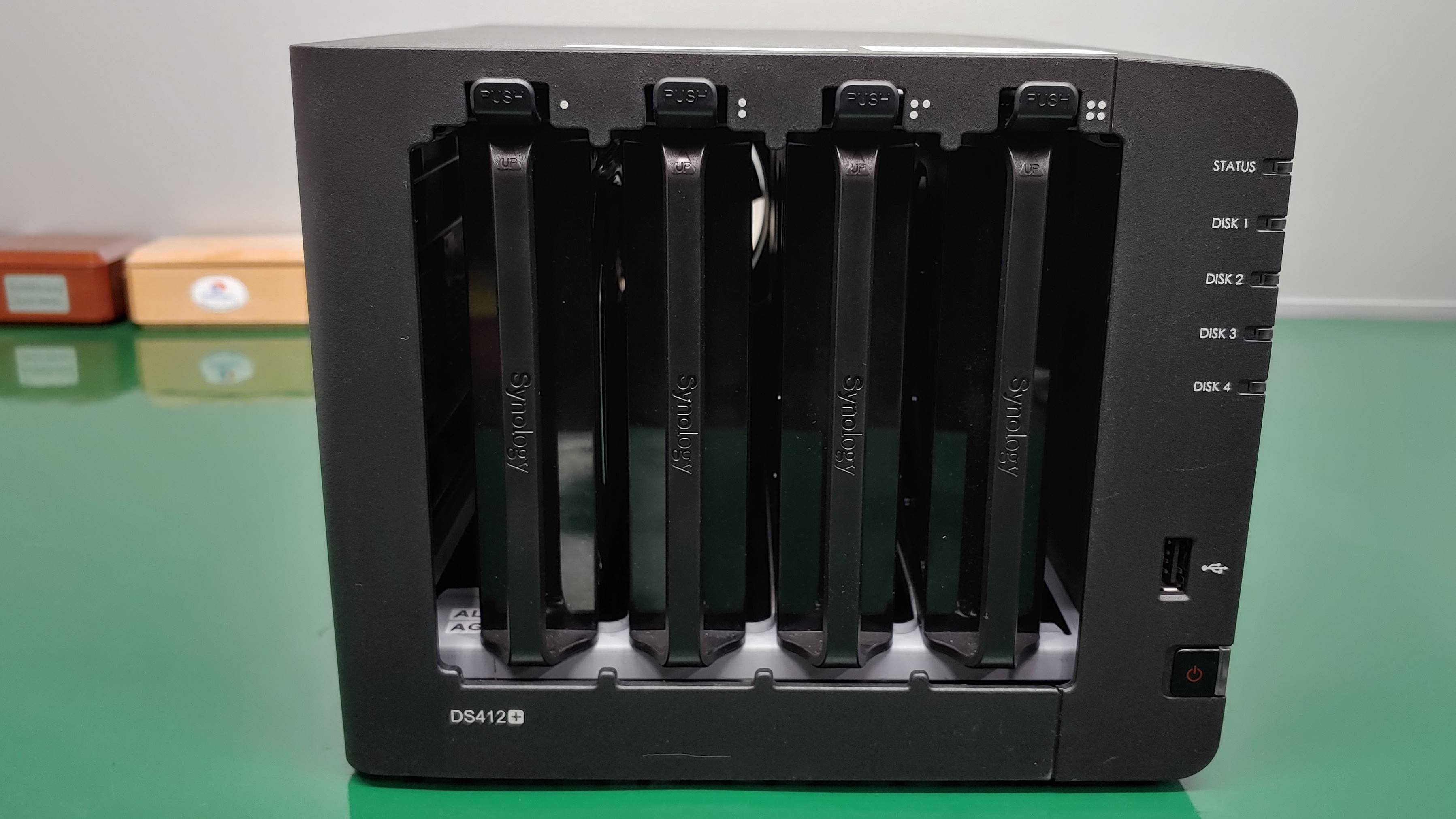 시놀로지 DS412+ 나스복구